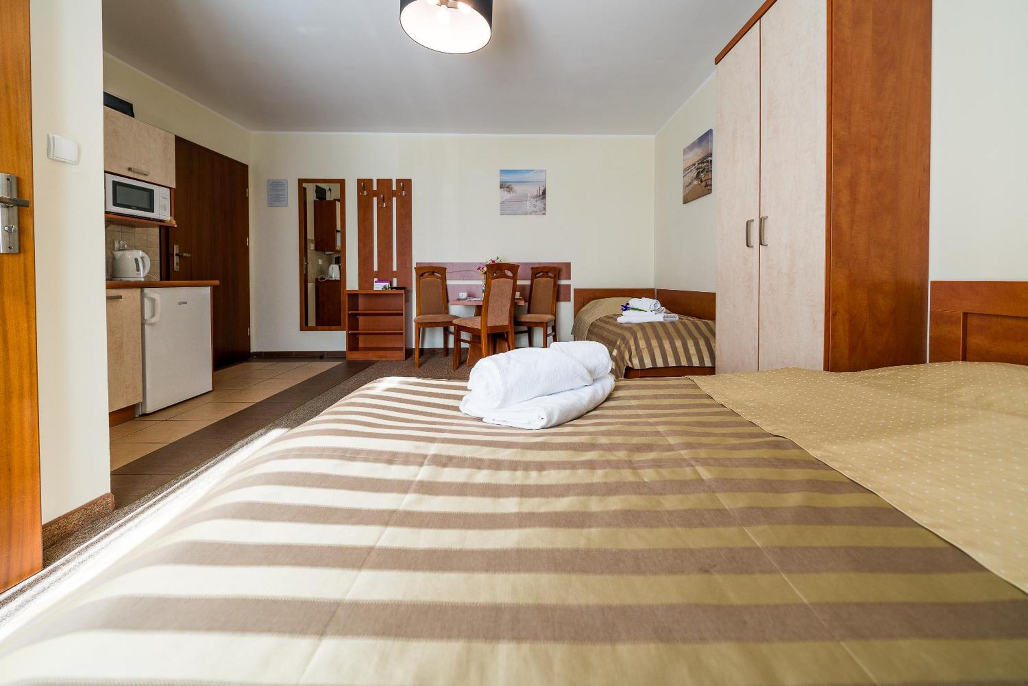 Villa Martii - Komfortowe Apartamenty Z Aneksami Kuchennymi - Spokojna Okolica, Blisko Plazy Владыславово Экстерьер фото