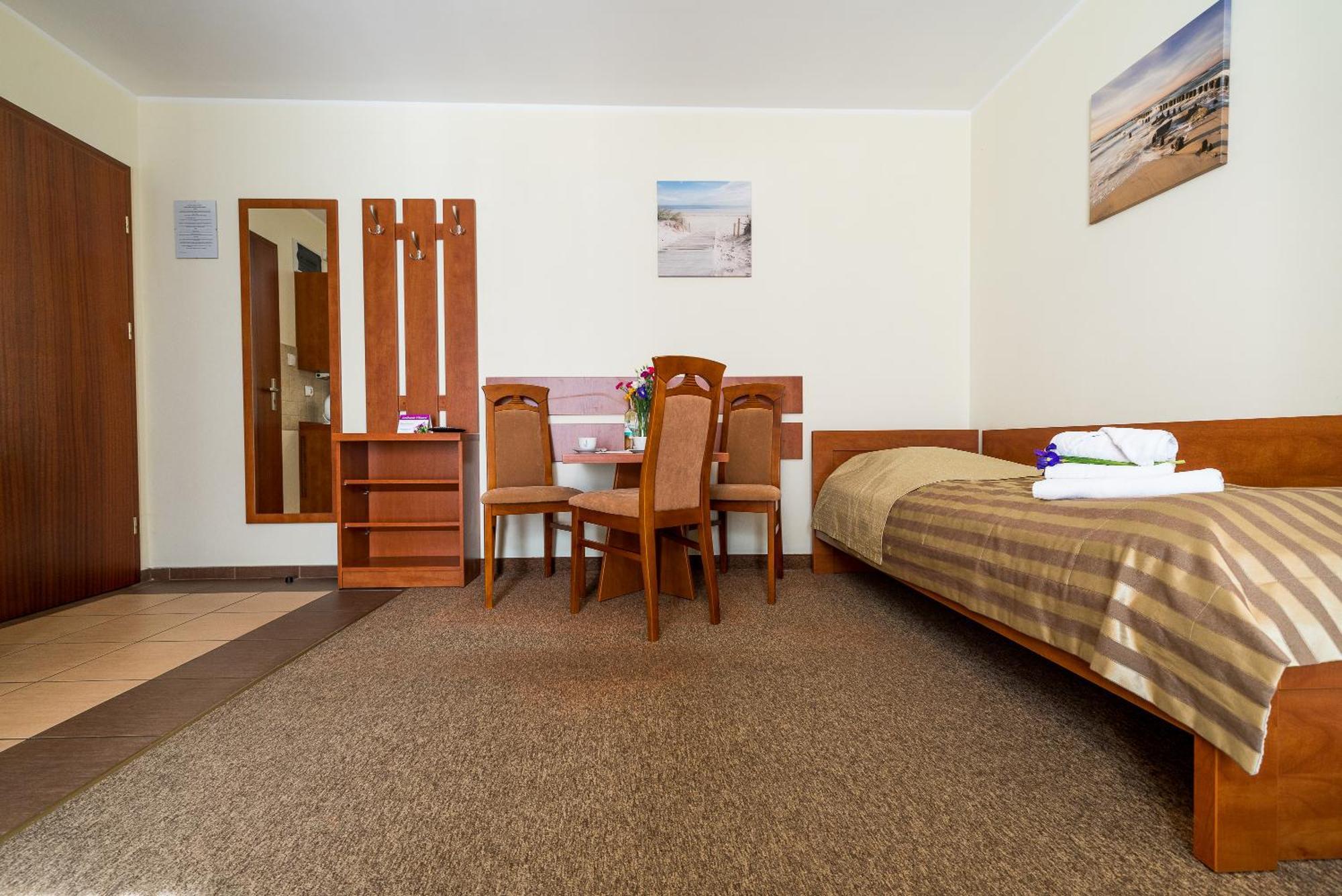 Villa Martii - Komfortowe Apartamenty Z Aneksami Kuchennymi - Spokojna Okolica, Blisko Plazy Владыславово Экстерьер фото